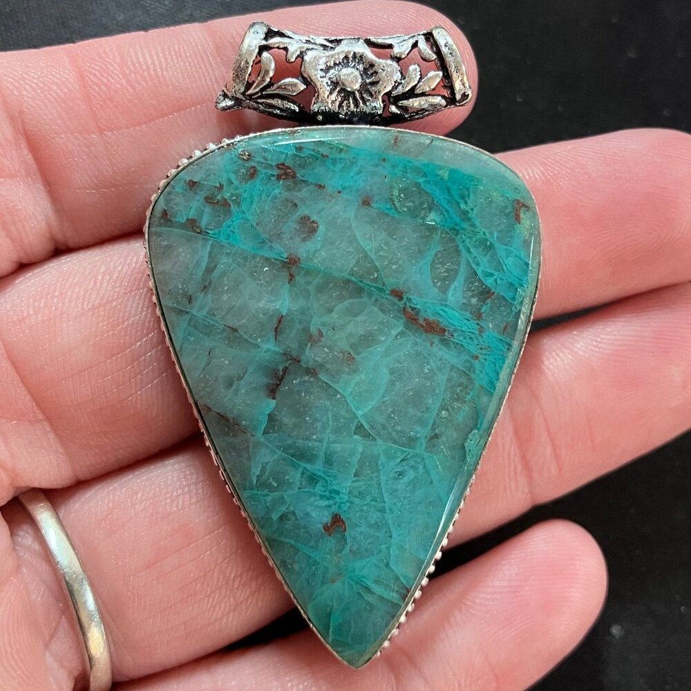 Quantum Quattro Stone Pendant